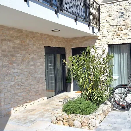 Aria Malinska With Heated Pool And Free E-bikes * Sveti Anton (Krk)